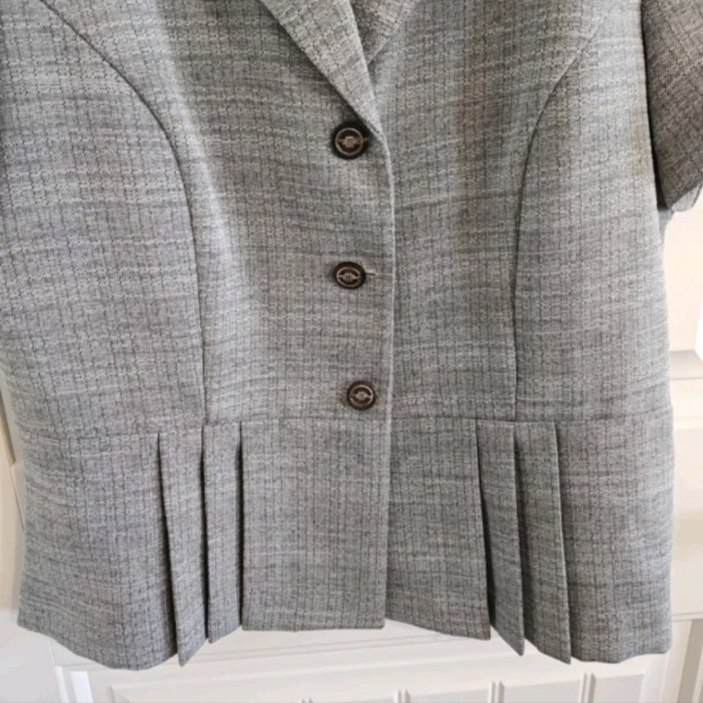 Danny & Nicole Women‎ 14 Petite Blazer Jacket Grey Jersey Peplum Career Wear - Picture 6 of 7